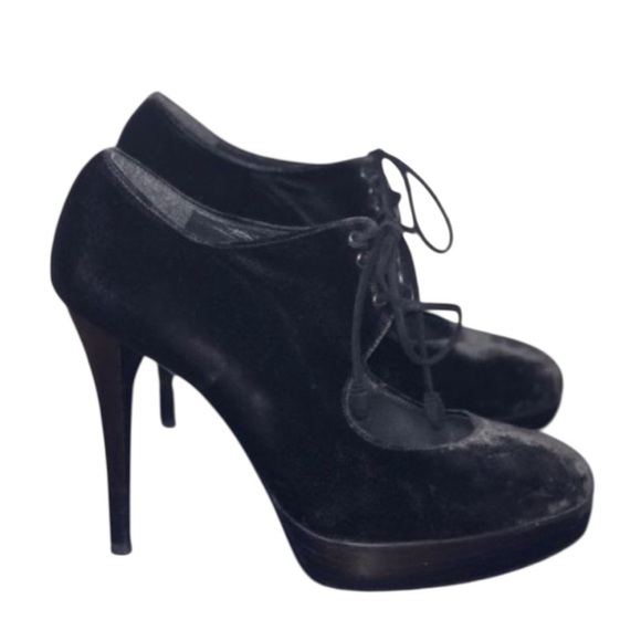 Stuart Weitzman Velvet Platform Lace Up Shoes w/dust bag & box - Picture 1 of 4